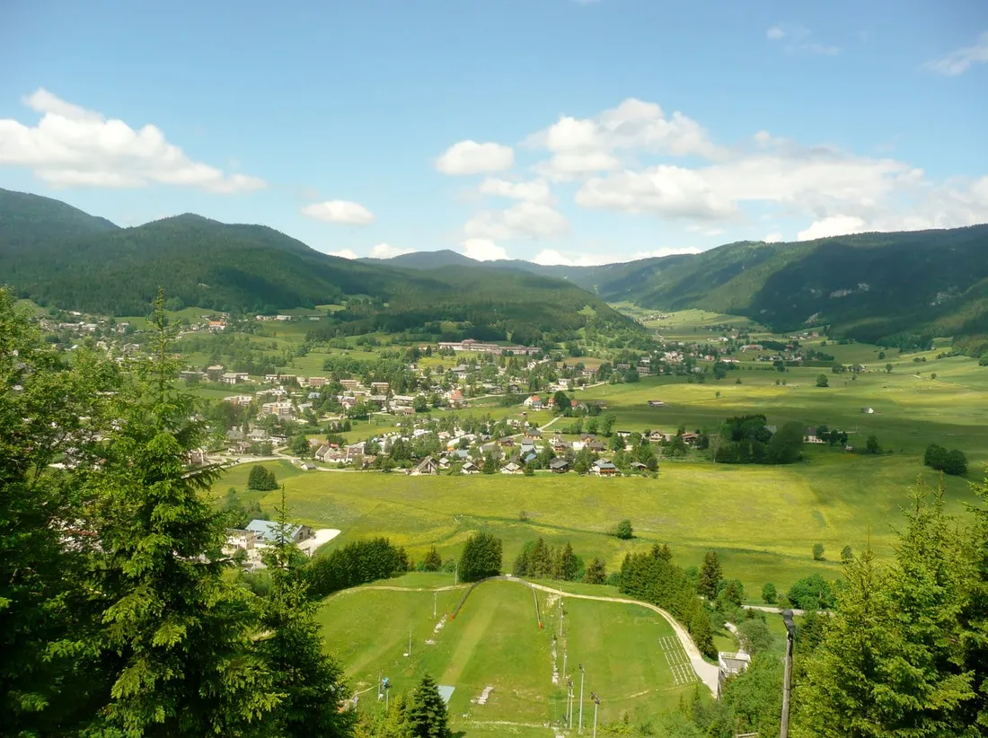 le-vercors-autrans-staue