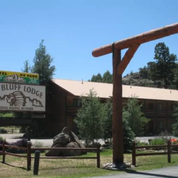 ute-bluff-lodge-cabins-rv-park-south-fork-qvuwk