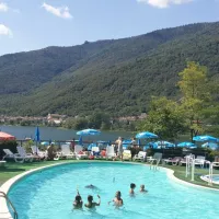 al-lago-di-lago-tarzo-vpmz4