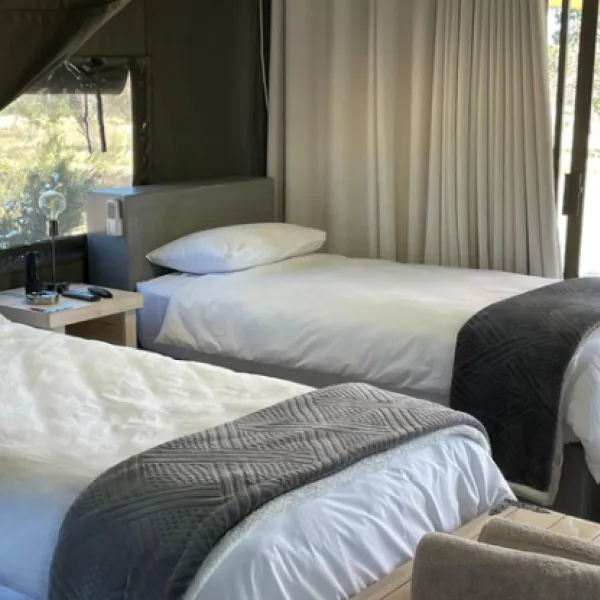 newburg-luxury-bush-tents-elandsfontein-farm-cyferfontein-road-hyld7