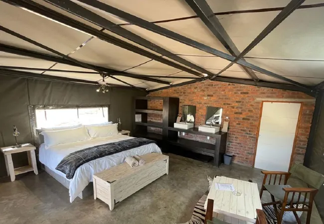 newburg-luxury-bush-tents-elandsfontein-farm-cyferfontein-road-lbngz
