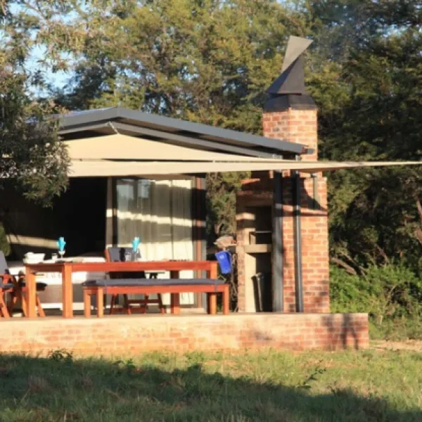 newburg-luxury-bush-tents-elandsfontein-farm-cyferfontein-road-wahmv