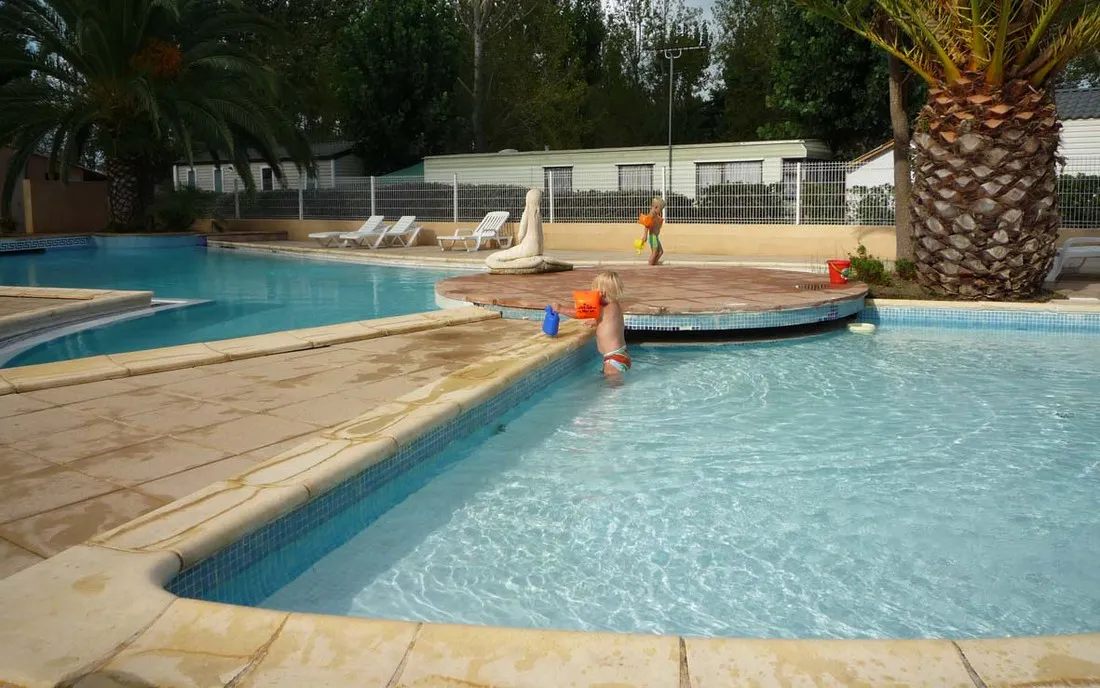 les-jardins-delsa-vias-plage-f0mxq