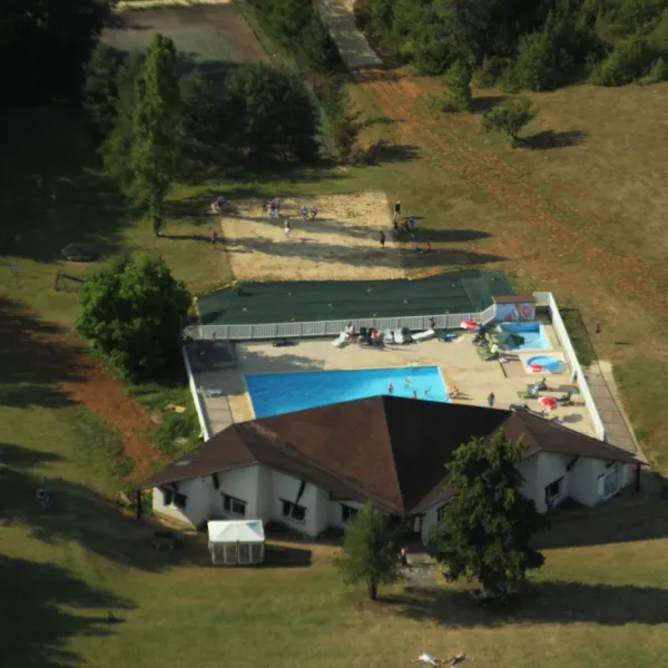la-foret-pezuls-dordogne-shnhe