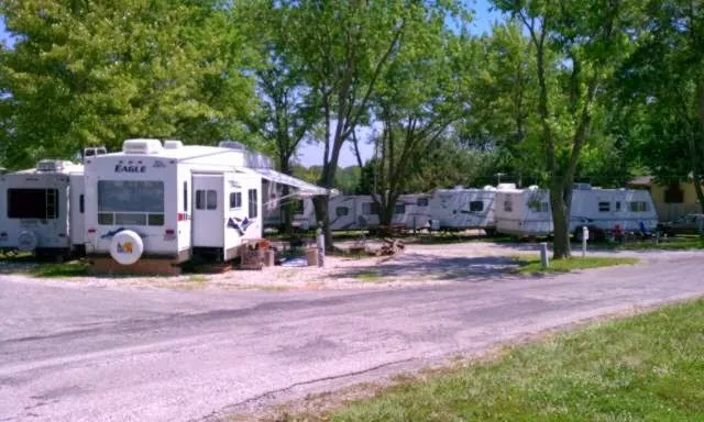 trailside-rv-park-store-grain-valley-xvix2