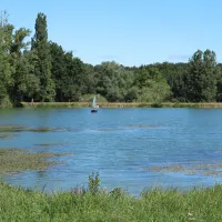 lac-de-veronne-monpazier-dordogne-pwwmz