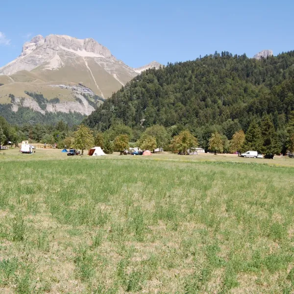 la-jarjatte-lus-la-croix-haute-qq4cy