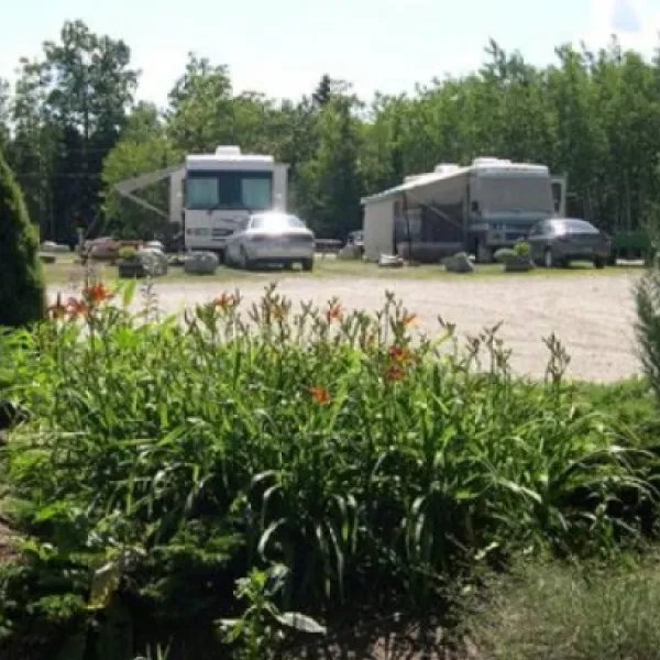 bar-harbor-camping-resorts-patten-pond-ellsworth-pp5l4