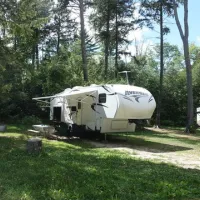 lower-falls-modern-campground-paradise-uttud