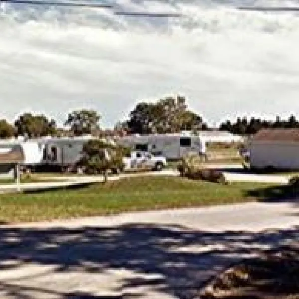mills-house-rv-park-osawatomie-2hwzd