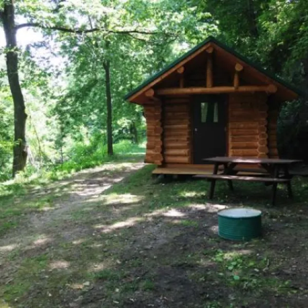 beaver-creek-canoe-rental-campground-cabins-brown-branch-xpshi