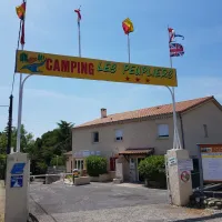 les-peupliers-vogue-ardeche-4ce2w