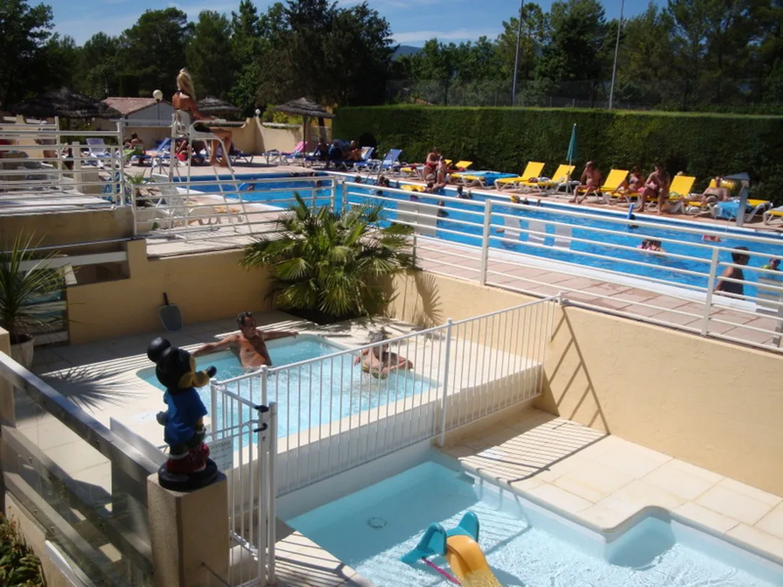 le-parc-st-paul-en-foret-pt4o1