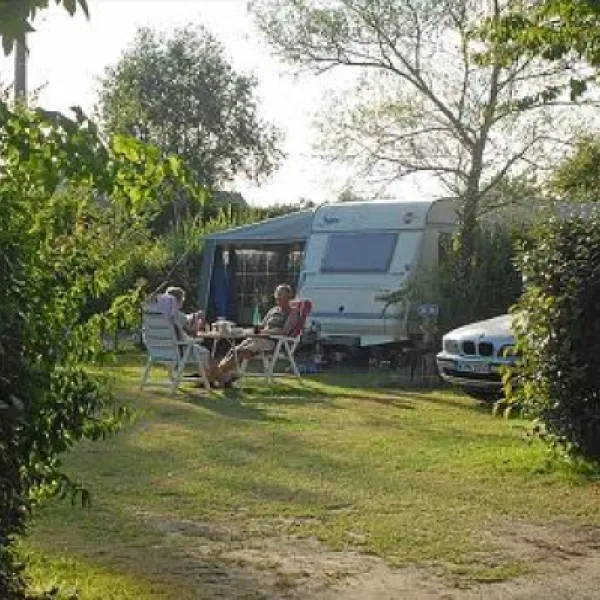 camping-de-la-piscine-fouesnant-a4eud