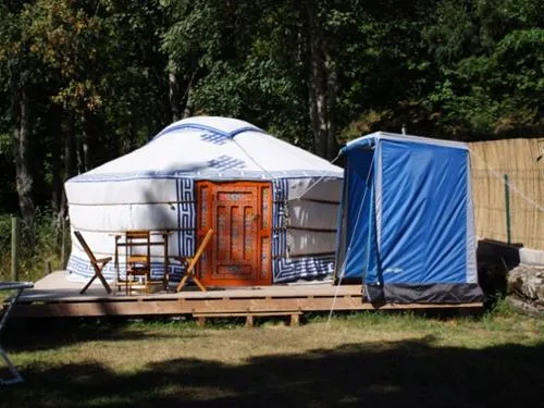 camping-pont-de-braye-chastanier-7qt9c