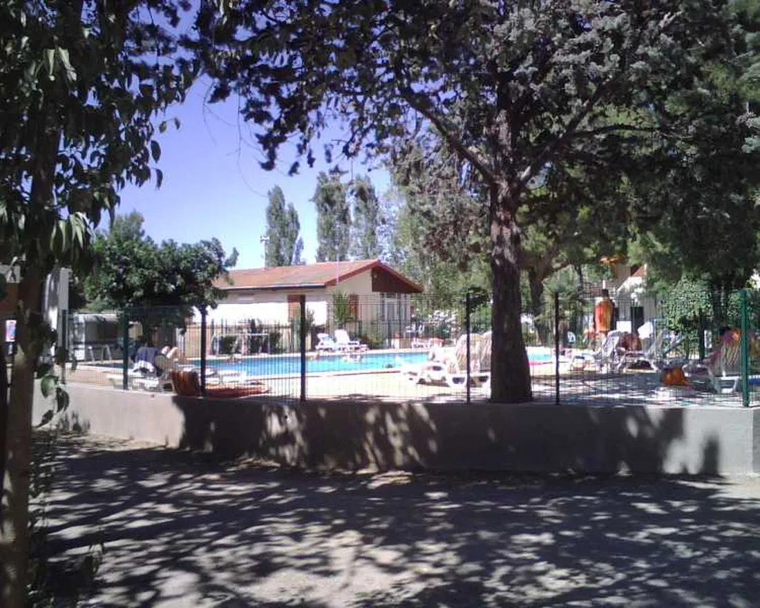 camping-le-rebau-montblanc-0exes