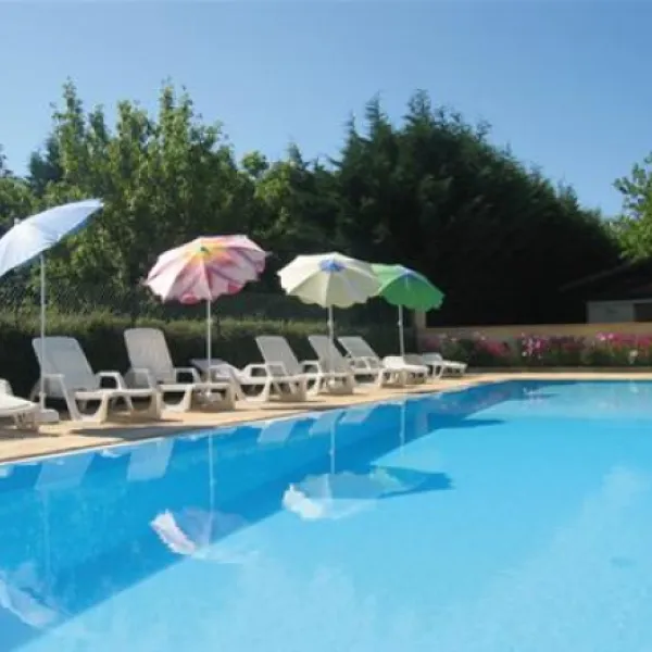 flower-camping-le-temps-de-vivre-salignaceyvigues-aabyt