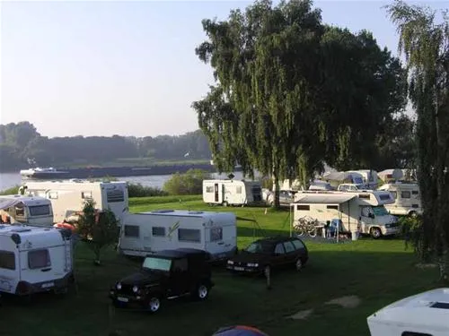 rheincamping-meerbusch-meerbusch-langstkierst-eoawt
