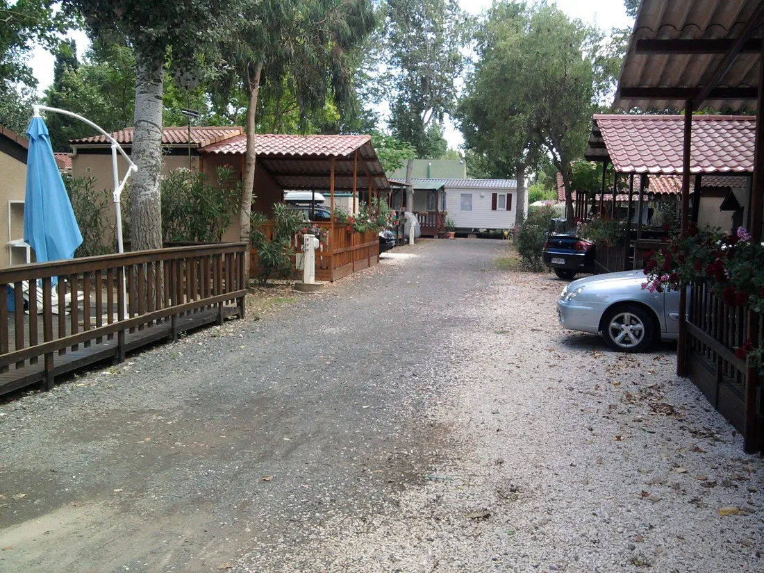 camping-les-salisses-vias-plage-zj5rz