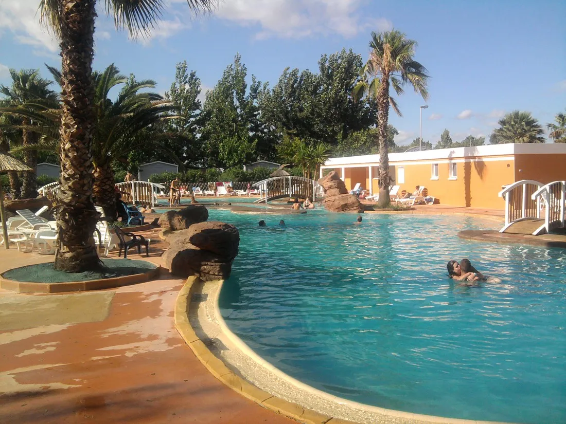 camping-les-salisses-vias-plage-zwcqu