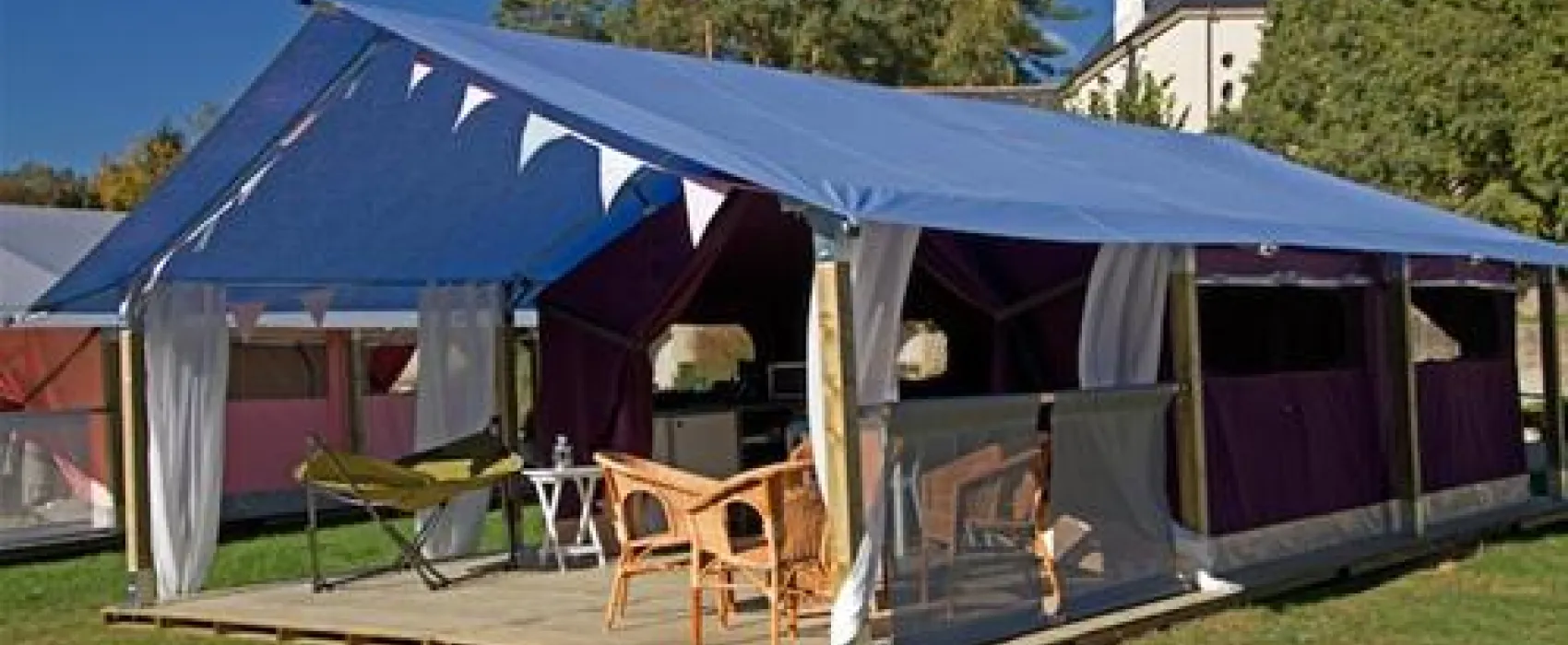 Flower Camping - Les Ondines
