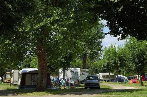 flower-camping-les-ondines-souillac-ygfkt