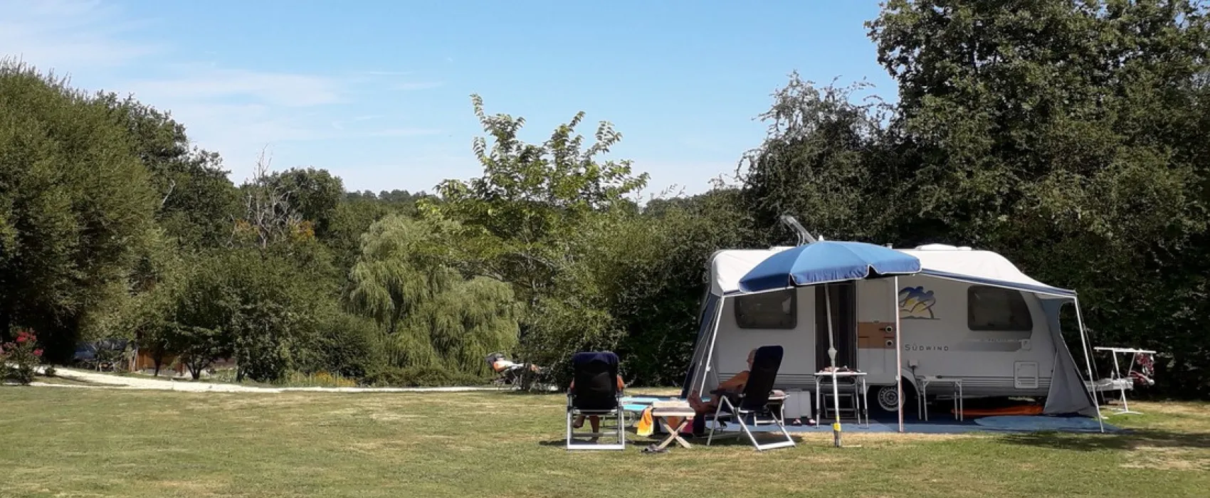 & Gîte La Grenouille Vacances