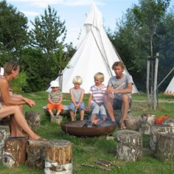 minicamping-de-bokkesprong-vrouwenpolder-iy3cm