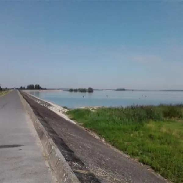 yelloh-village-en-champagne-eclaron-hczle