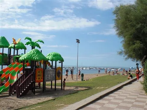 camping-villaggio-turistico-europa-grado-d4kqq