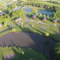 beaconsfield-farm-caravan-park-shrewsbury-colcq