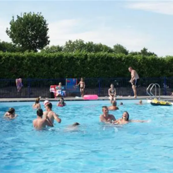 camping-t-akkertien-vollenhove-pny7l