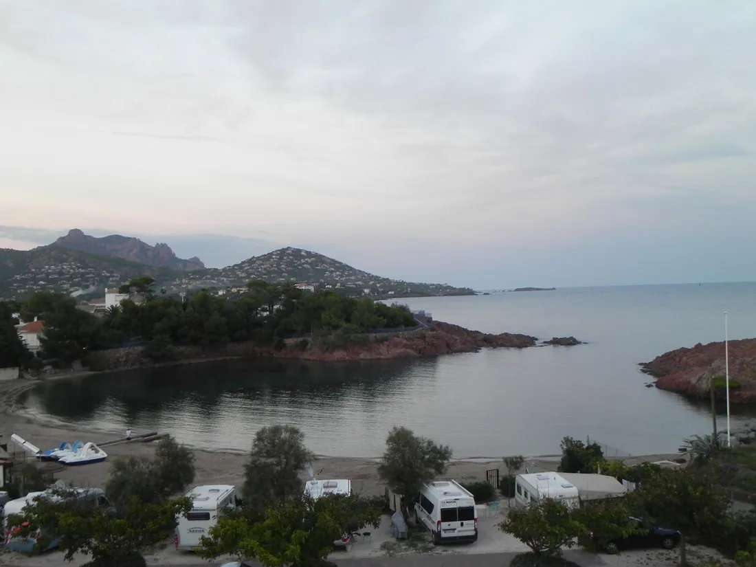 royal-saint-raphaeumll-agay-ymttz