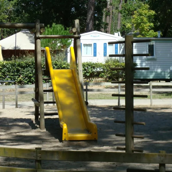 camping-les-genets-soulac-sur-mer-jhxr6
