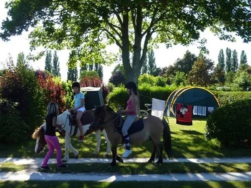 caravaning-des-4-vents-crvecoeur-en-brie-3swdf