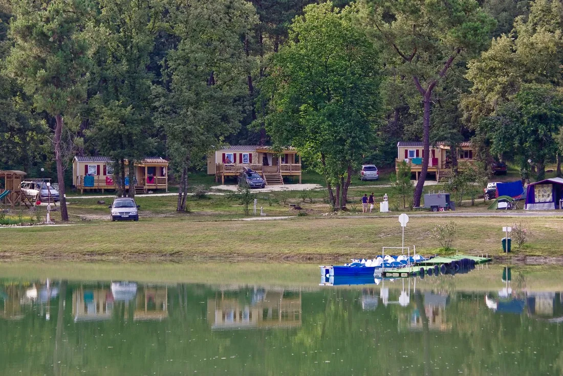 camping-orpheo-negro-douville-yuugo