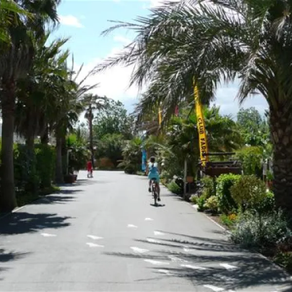 yelloh-village-club-farret-vias-plage-nukzt