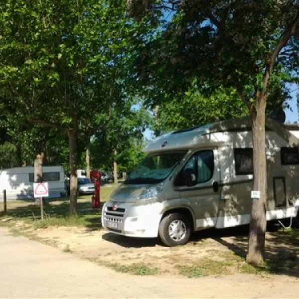 camping-la-petite-motte-la-grande-motte-9luit