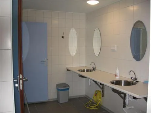 camping-roos-en-doorn-aagtekerke-mbanr