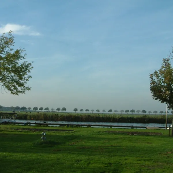 camping-tussen-de-diepen-blokzijl-u4fry