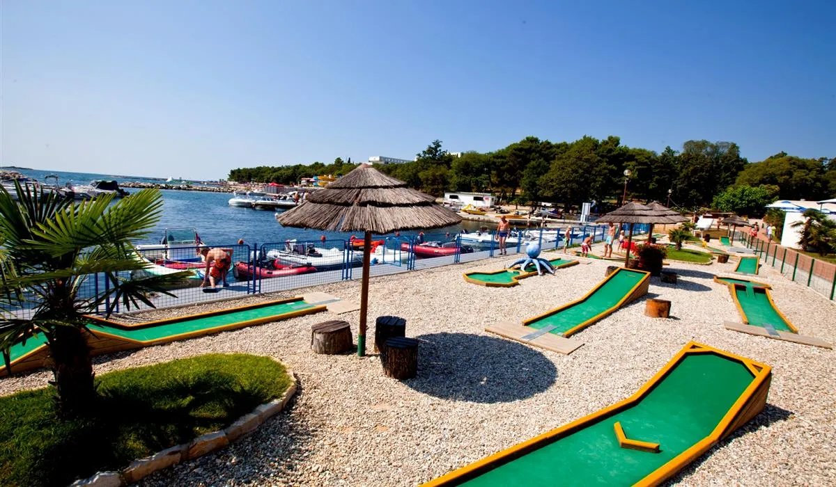 camping-zelena-laguna-porec-ecqi7