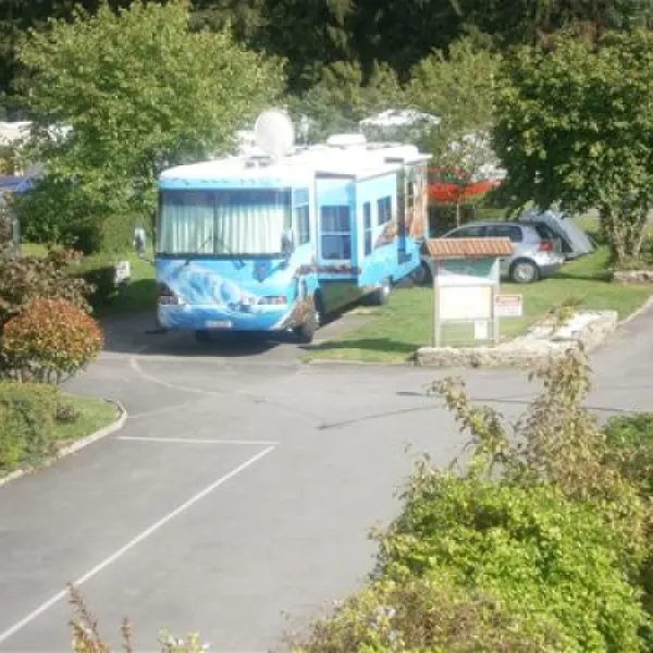camping-paris-beau-village-villiers-sur-orge-cacn3