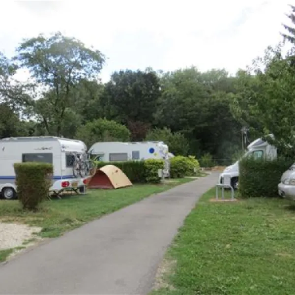 camping-paris-beau-village-villiers-sur-orge-ciqh8