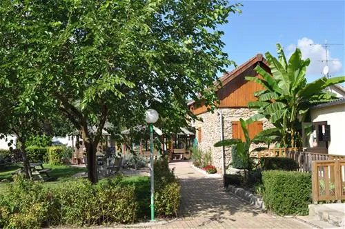 camping-paris-beau-village-villiers-sur-orge-vfse3