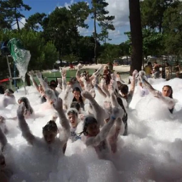 camping-club-les-pins-le-grand-village-plage-31mep