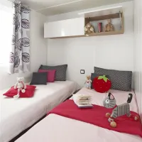 camping-club-les-pins-le-grand-village-plage-qjali