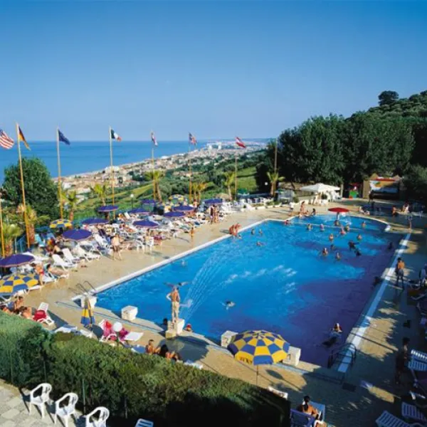 campeggio-europe-garden-silvi-kawbs