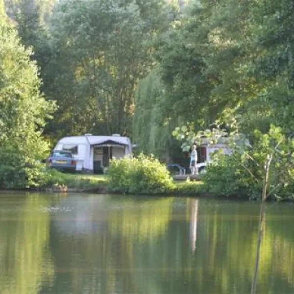 camping-du-domaine-du-lac-blangylechateau-p8sic