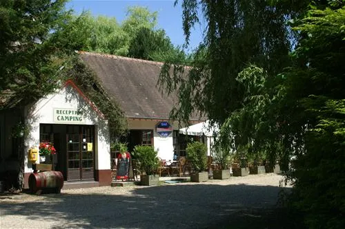 camping-du-domaine-du-lac-blangylechateau-spg1q