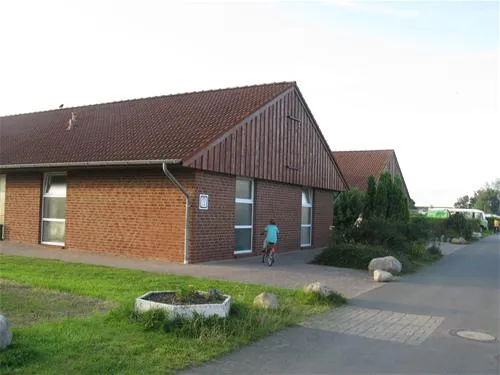 see-achtern-diek-otterndorf-4qzp7